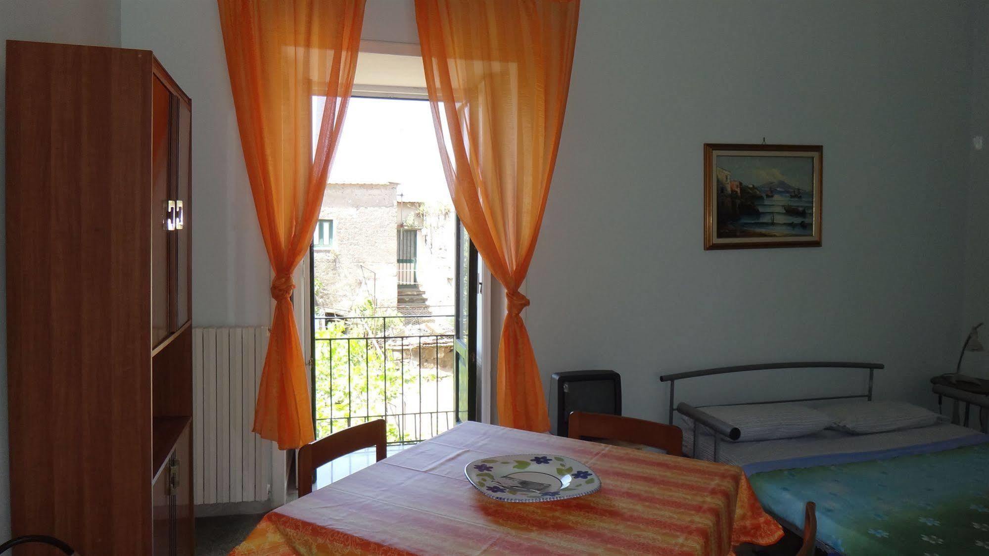 B&B Relax Meta Εξωτερικό φωτογραφία